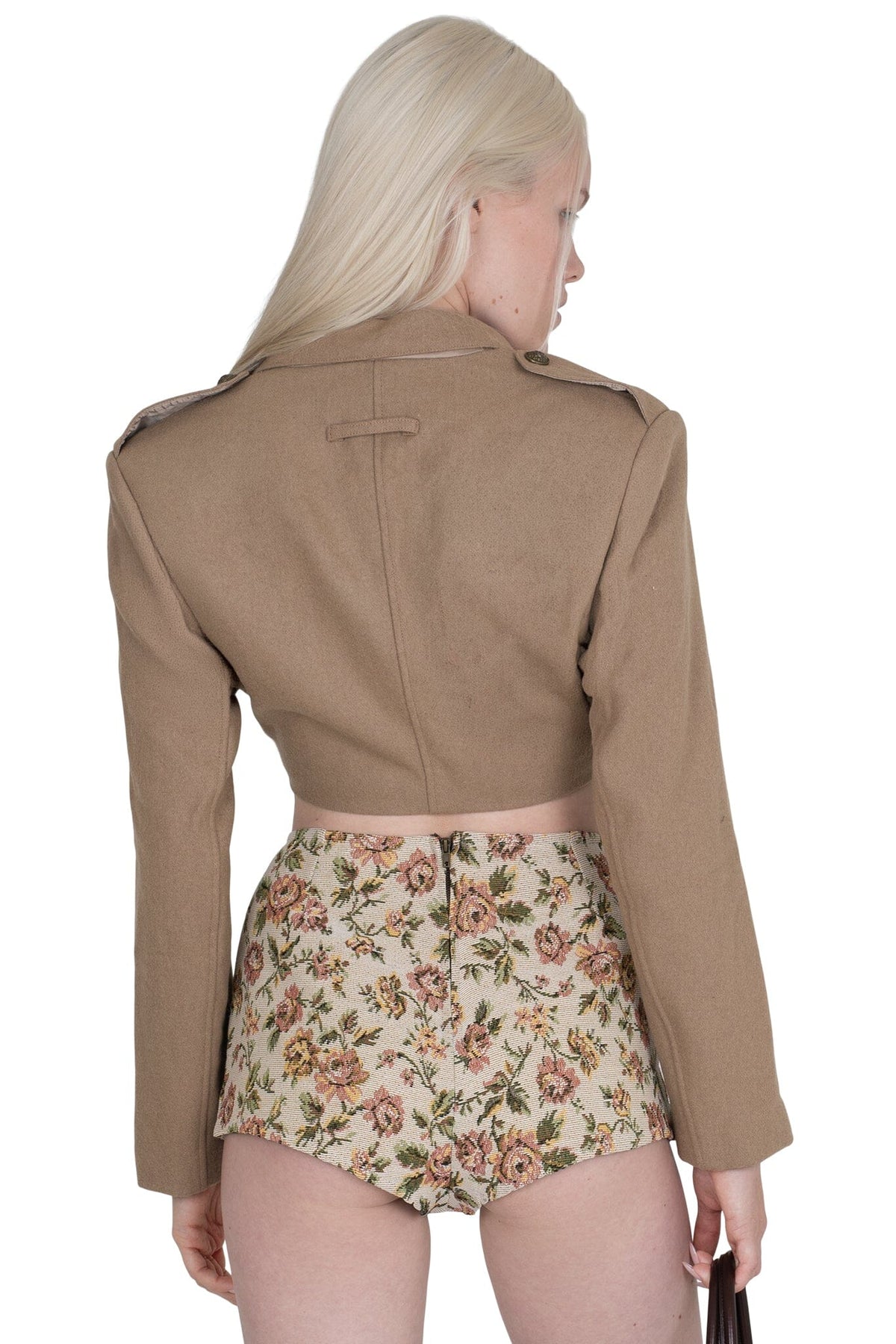 CHEEKZ-T SHORTS - Beige Floral Tapestry |Jeffrey Campbell