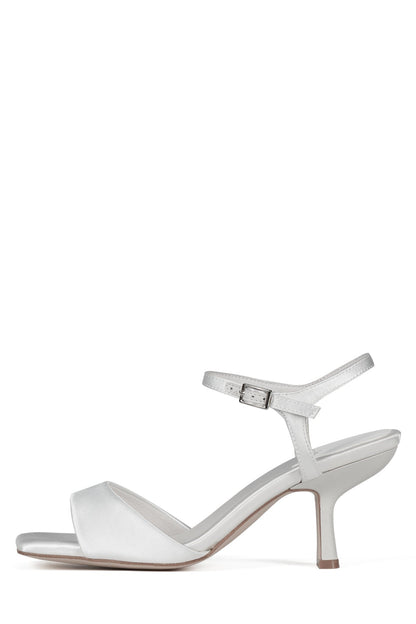 FIORA - White Satin |Jeffrey Campbell