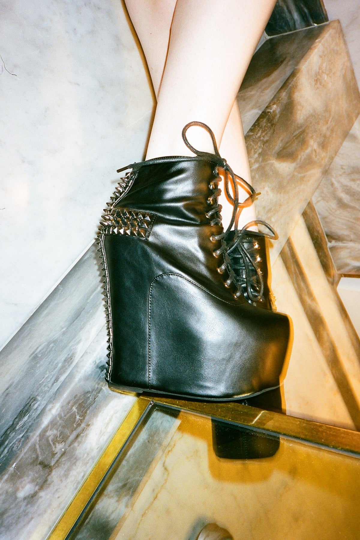 DAMSEL-CRS Platform Boot - Black Pewter |Jeffrey Campbell