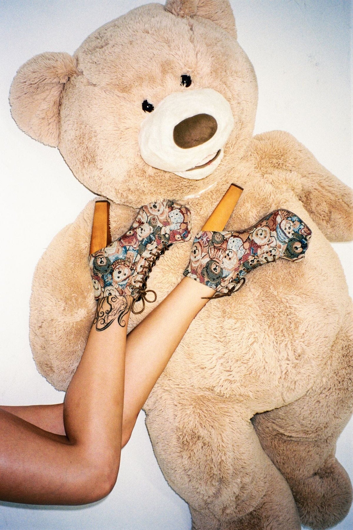 LITA - Teddy Bear |Jeffrey Campbell