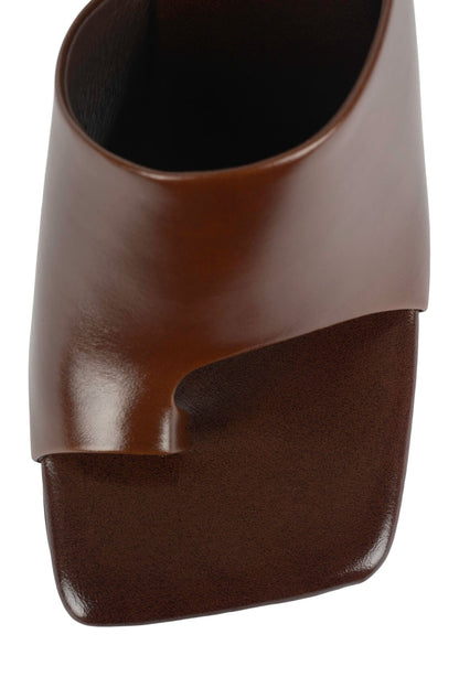 ALLOCATE - Brown |Jeffrey Campbell