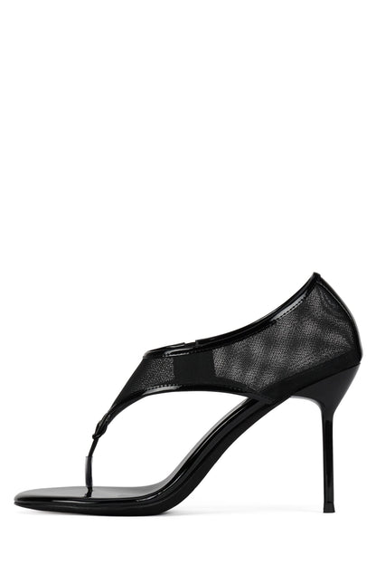 RHIANNA - Black |Jeffrey Campbell