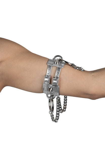 SUBVERT Arm Cuff - Silver Silver |Jeffrey Campbell