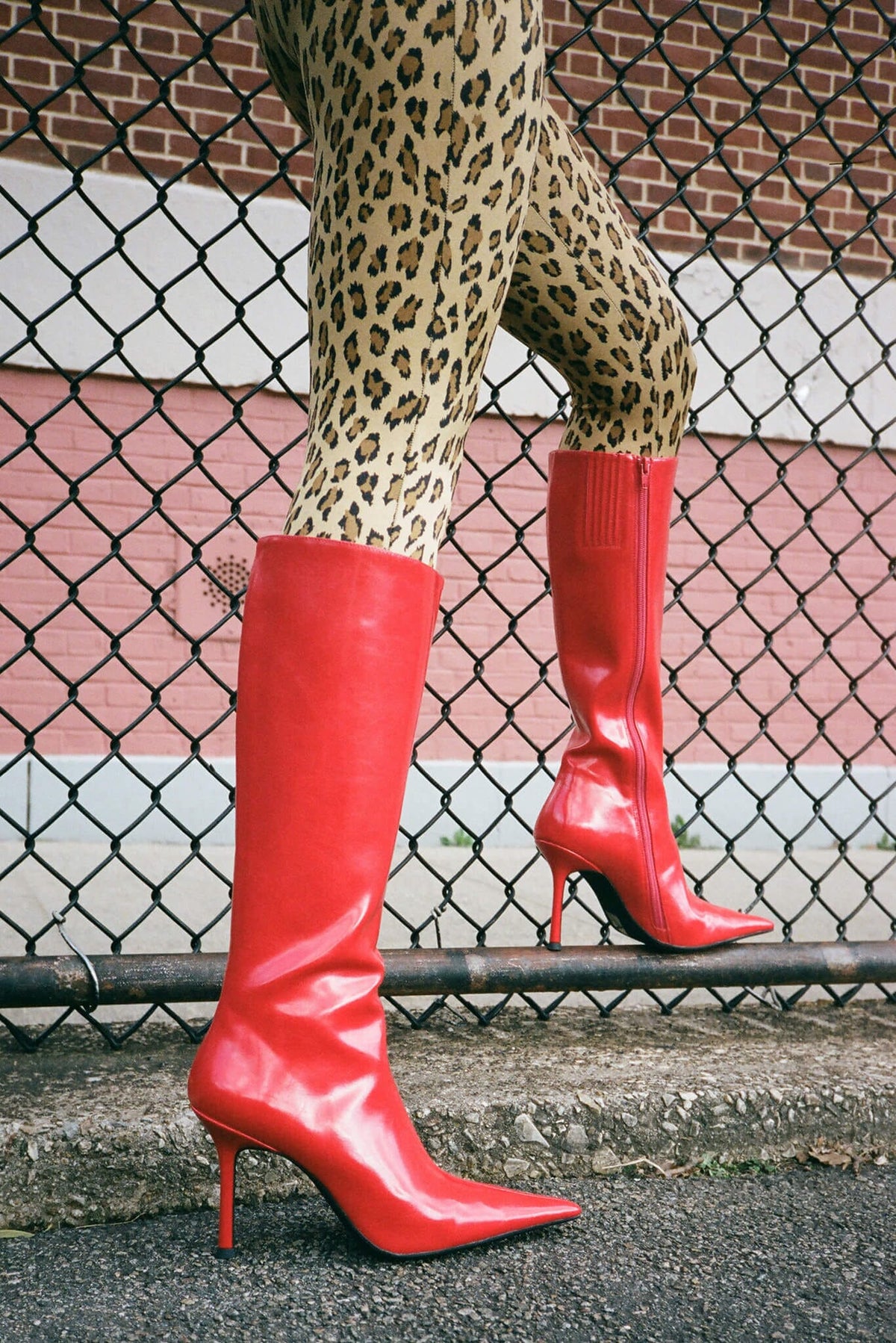 DARLINGS - Red |Jeffrey Campbell