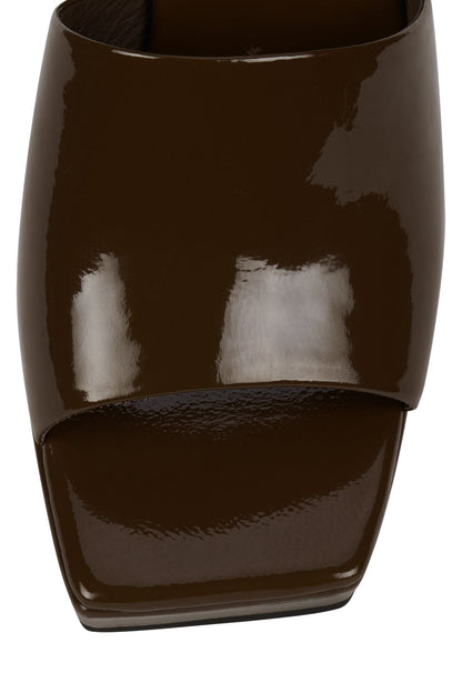 DRESS-CODE - Dark Brown Patent |Jeffrey Campbell