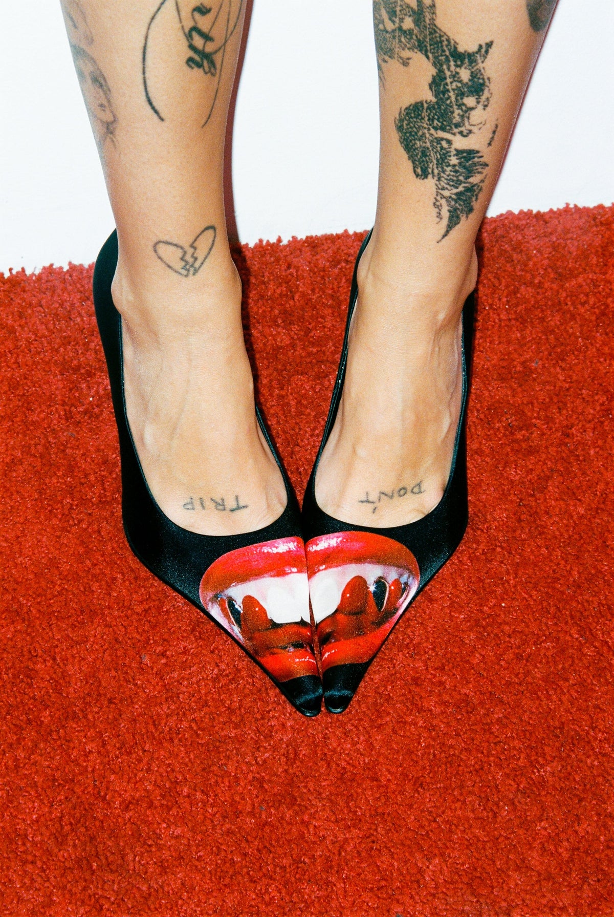 BITE-YOU - Mouth Print |Jeffrey Campbell