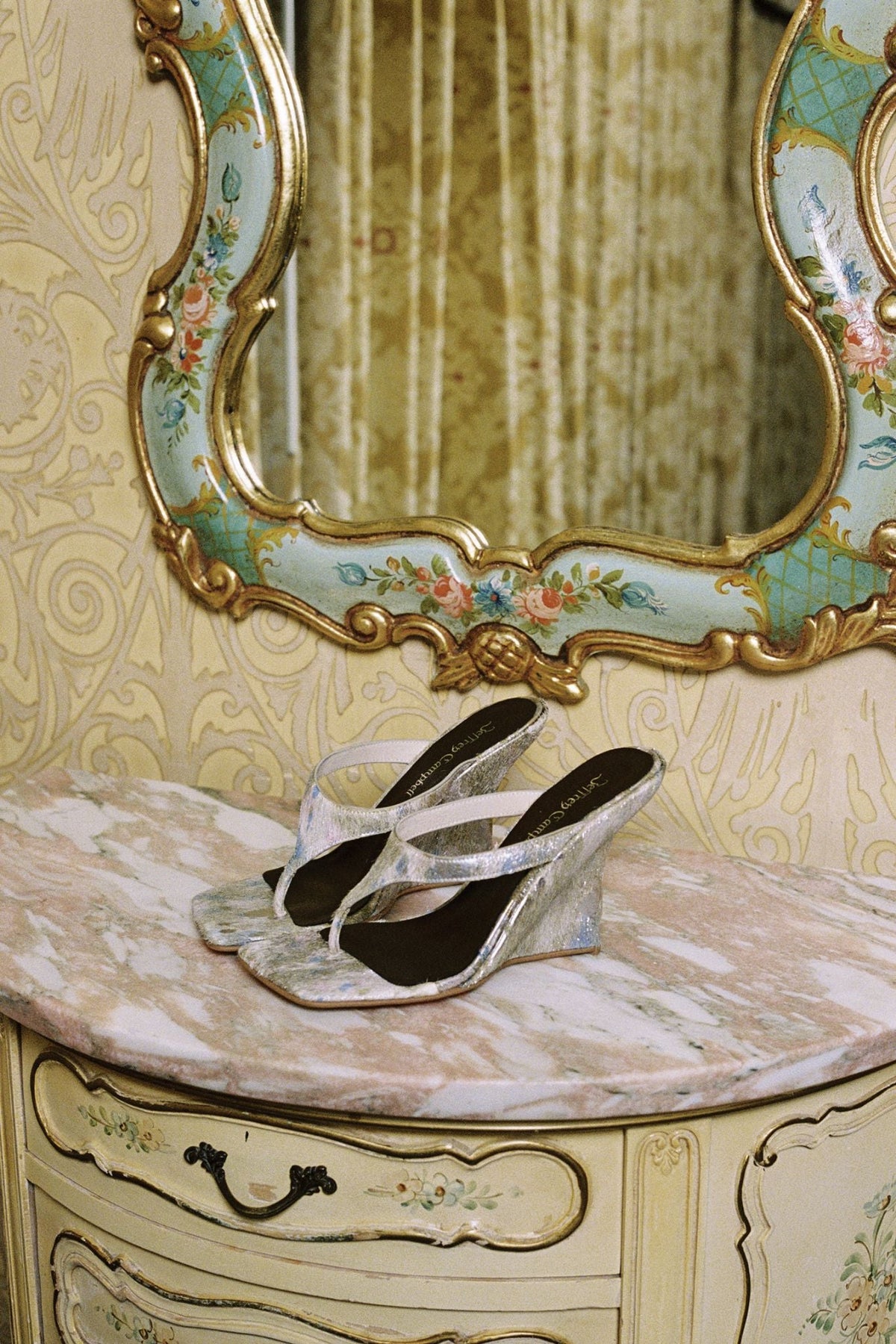 ROMEE-F Thong Sandal - Beige Silver White |Jeffrey Campbell